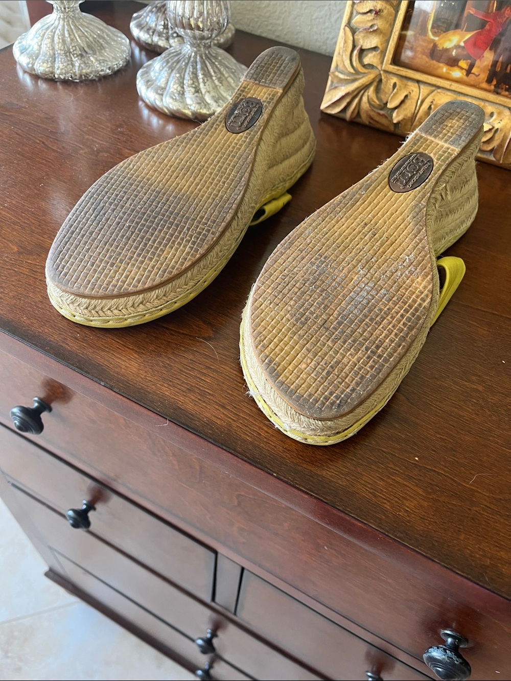 Born Lime Green Yellow Knot Leather 3 Inch Wedge Thong Sandals Size 9 - Picture 15 of 16